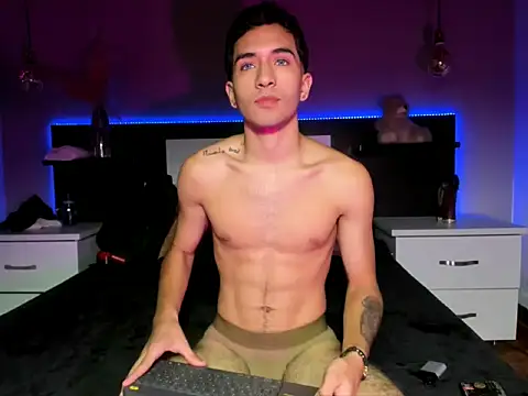 eriikjoness online show from October 1, 2:32 pm