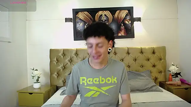 Axel rousex online show from October 7, 8:46 pm