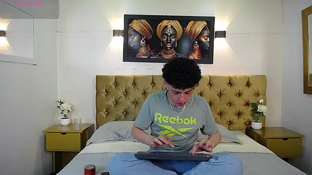 Axel rousex online show from October 2, 7:40 pm