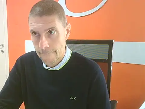 max79ve31 online show from October 22, 11:25 am