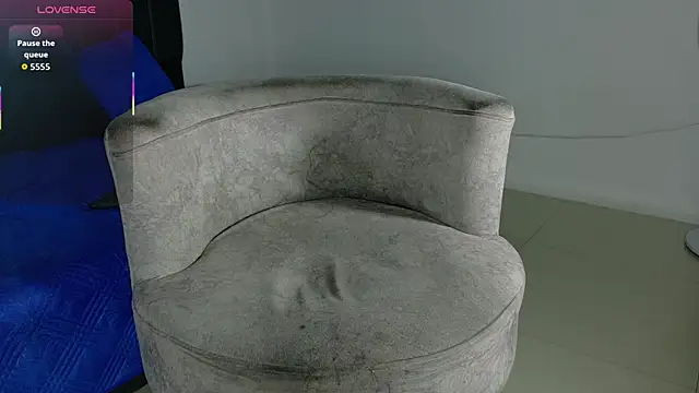 adriel escalante online show from March 10, 2:28 am