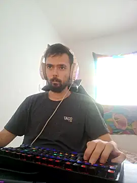 Snapshot of Arthur_Rj_21 chatting on September 19, 6:30 pm Arthur Rj 21 online show from September 19, 6:30 pm