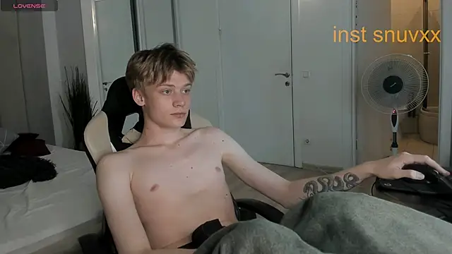 LouieEvans online show from September 27, 9:34 pm