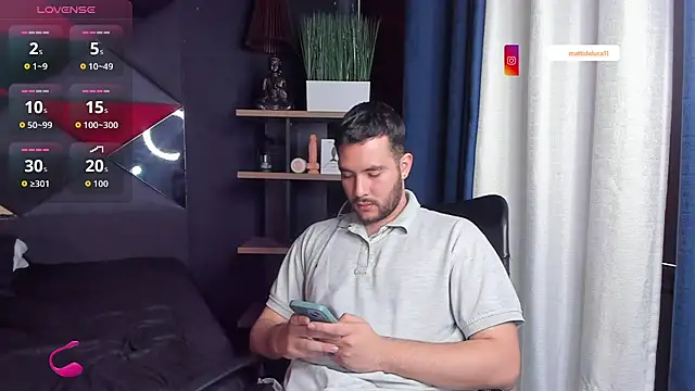 matti de lucaa online show from November 4, 6:42 pm