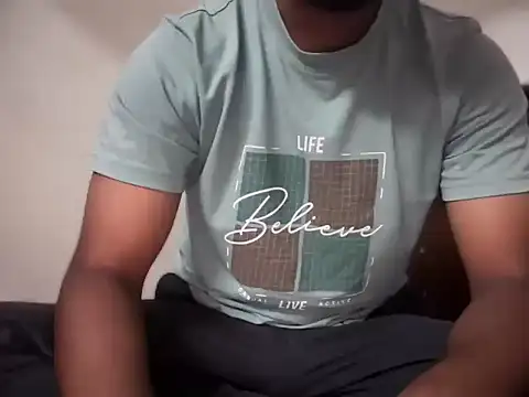 bossyjuicy online show from March 20, 7:50 pm