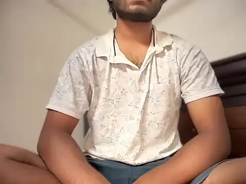 bossyjuicy online show from March 11, 7:32 pm