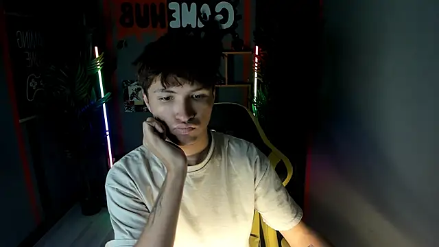 Snapshot of JonnyDarka chatting on September 26, 11:08 am JonnyDarka online show from September 26, 11:08 am