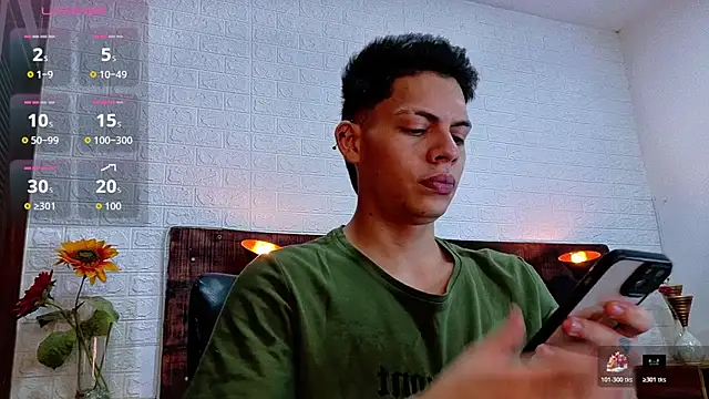 JhosuaVega online show from November 14, 10:00 pm