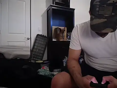 Snapshot of jasoncali305 chatting on October 7, 9:19 pm jasoncali305 online show from October 7, 9:19 pm