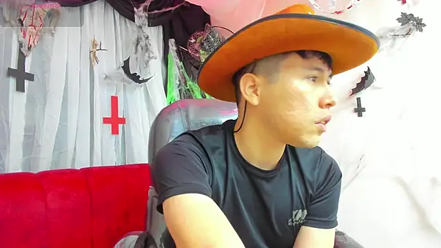 Nick Wolff online show from October 23, 5:44 am