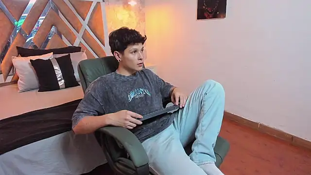 kraven lust online show from September 16, 3:07 am