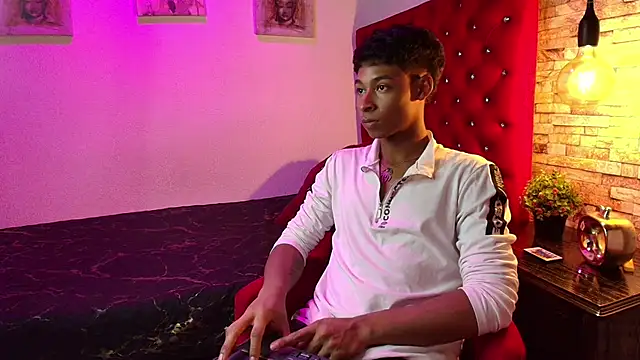 CoffeNaughty nom online show from October 5, 4:05 am