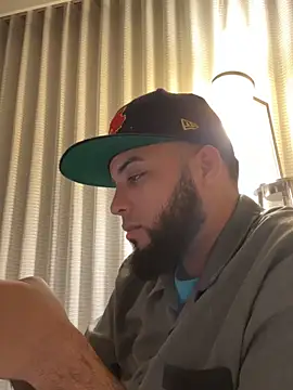 LeoPR00 online show from November 23, 11:49 pm