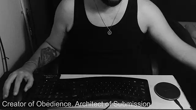 Snapshot of Lord_MasterX chatting on September 21, 10:15 am Lord MasterX online show from September 21, 10:15 am