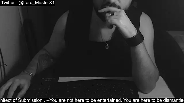 Snapshot of Lord_MasterX chatting on October 10, 3:22 am Lord MasterX online show from October 10, 3:22 am