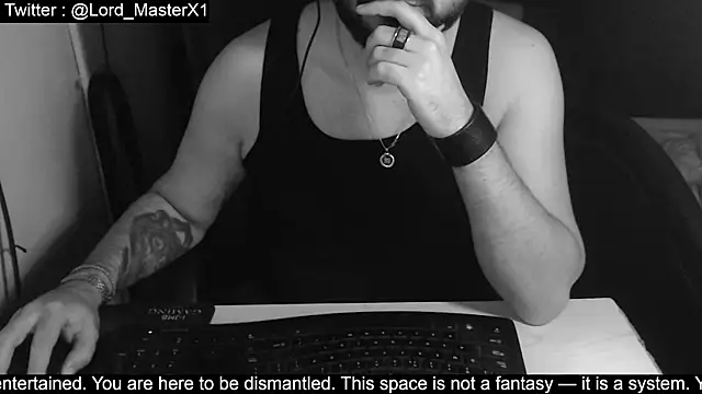 Snapshot of Lord_MasterX chatting on October 6, 2:38 am Lord MasterX online show from October 6, 2:38 am