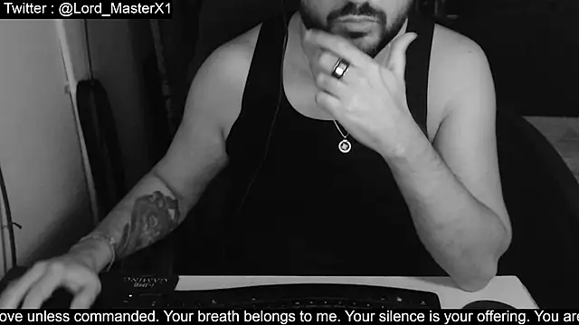 Snapshot of Lord_MasterX chatting on September 30, 7:46 am Lord MasterX online show from September 30, 7:46 am