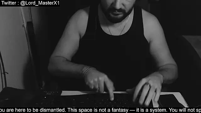 Snapshot of Lord_MasterX chatting on September 29, 7:40 am Lord MasterX online show from September 29, 7:40 am