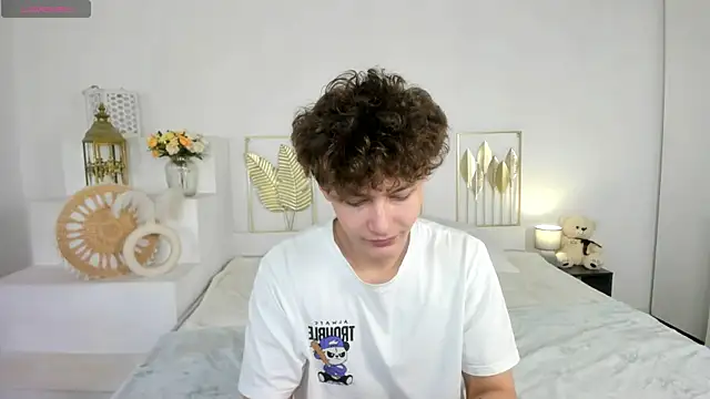 Snapshot of Samaniquee chatting on October 10, 11:26 am Samaniquee online show from October 10, 11:26 am