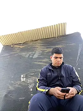 KINGG 44 online show from November 13, 8:35 pm