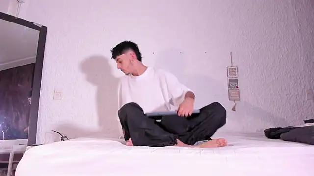 j martony online show from November 17, 12:19 pm