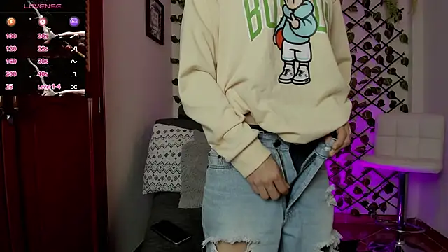 bellmontneon online show from December 22, 7:11 pm