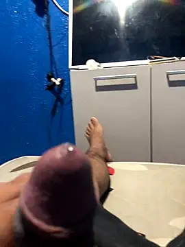 Alangostoso092 online show from November 5, 3:52 am