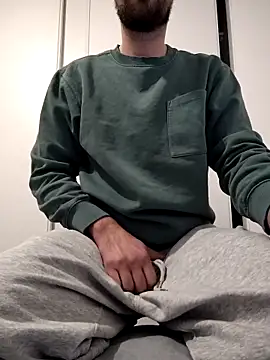 AD Vu online show from December 2, 4:32 pm