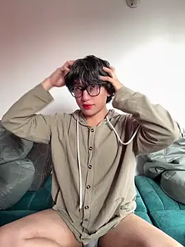 -BlueOpal- online show from April 27, 2:57 pm