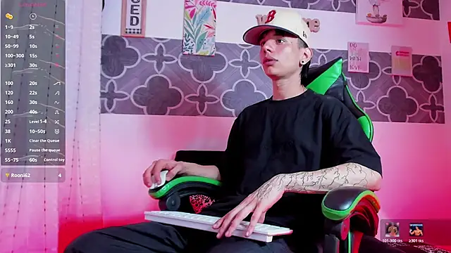 Skinny batman online show from December 21, 11:57 pm