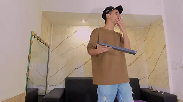 liam coleman25 online show from January 9, 4:51 am