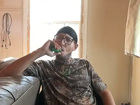 ThrowedWorldWide online show from December 20, 4:14 pm