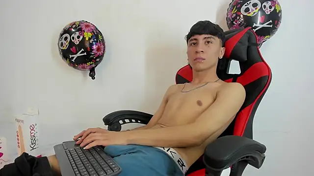 XaanderGrey online show from October 12, 9:09 pm