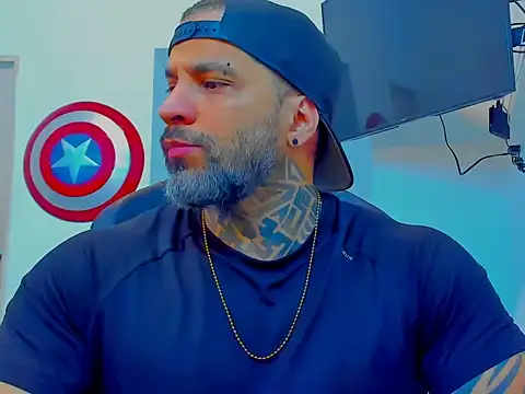 JoshRigby online show from October 18, 8:47 pm