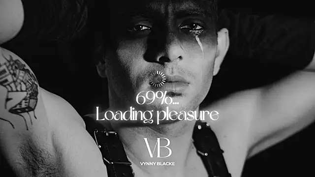 VynnyBlacke  online show from November 7, 11:30 pm