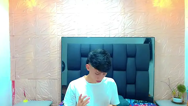 thaigo twink38 online show from October 24, 3:52 am