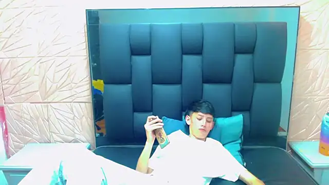 thaigo twink38 online show from November 14, 4:26 am