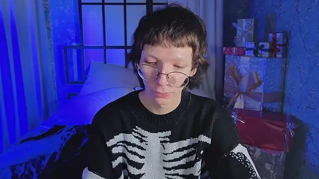 TommieHi online show from November 22, 1:11 pm