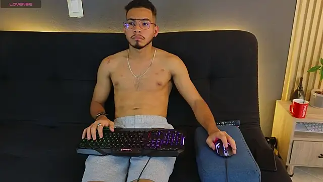 Jaybrown  1 online show from October 4, 5:34 am