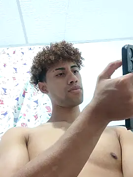 The boy good online show from January 6, 9:52 pm