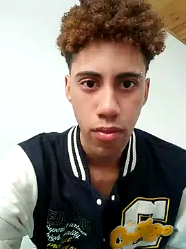 The boy good online show from November 6, 9:40 pm