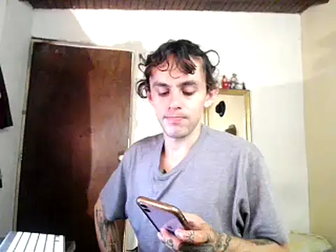 monroedelrey online show from September 29, 7:21 pm