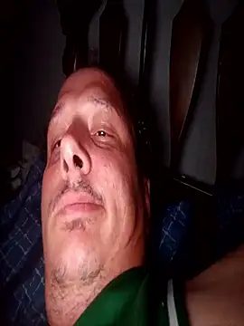 macKnd online show from November 12, 8:03 pm