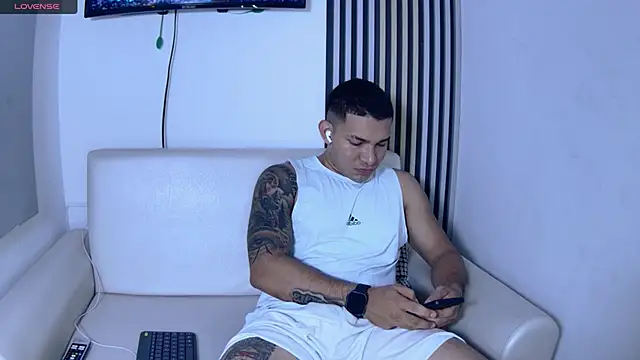 venedic bull online show from November 26, 5:21 am