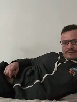 viktor1992-1-1 online show from March 11, 4:03 pm