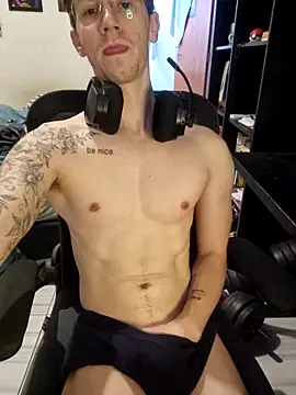 SweetGoodBoy22 online show from October 28, 3:25 pm