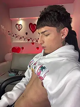 MateoMitchell online show from February 20, 5:37 am