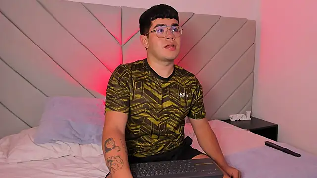 thiago occonor online show from November 12, 2:06 am