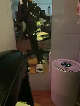 Wuza-H online show from November 23, 8:20 pm