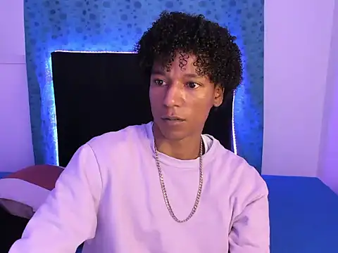 Snapshot of Bbc_angels chatting on October 17, 3:54 am Bbc angels online show from October 17, 3:54 am